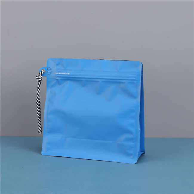 Self sealing soft bag - Pull type