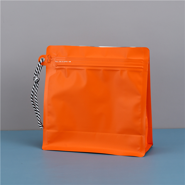 Self sealing soft bag - Pull type