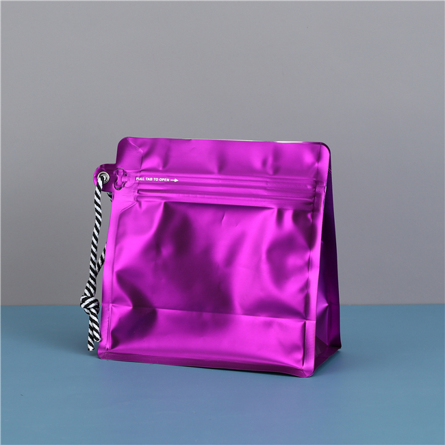 Self sealing soft bag - Pull type