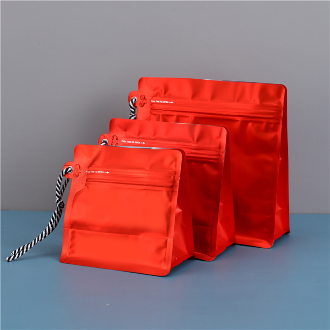 Self sealing soft bag - Pull type