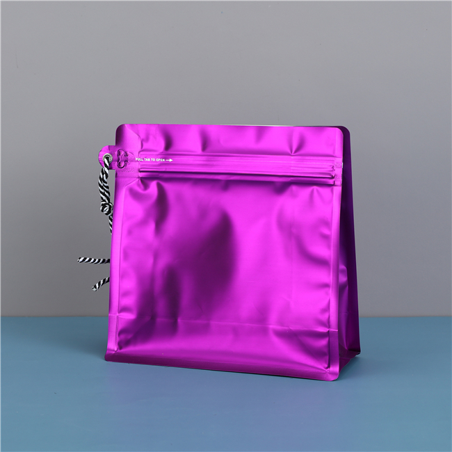 Self sealing soft bag - Pull type