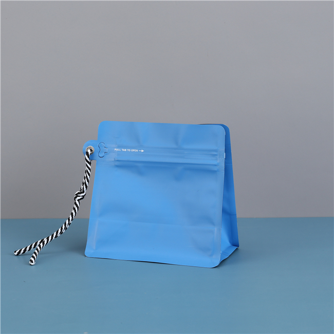 Self sealing soft bag - Pull type