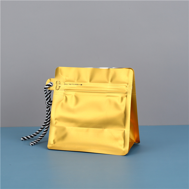 Self sealing soft bag - Pull type