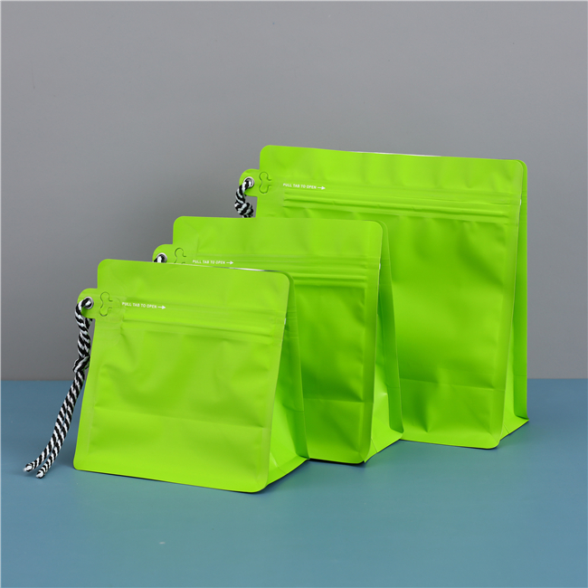 Self sealing soft bag - Pull type