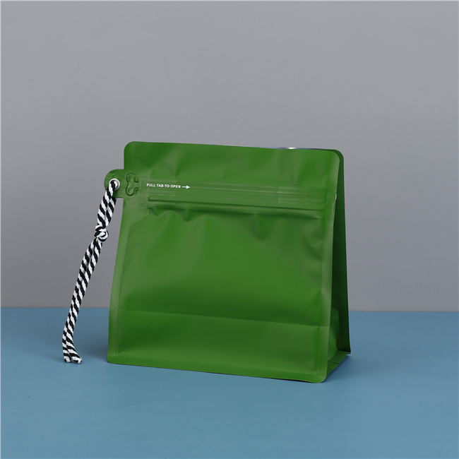 Self sealing soft bag - Pull type