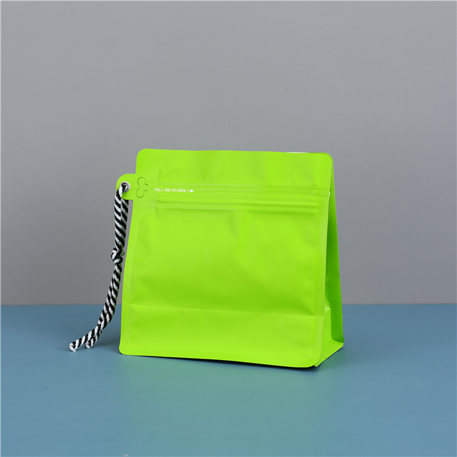 Self sealing soft bag - Pull type