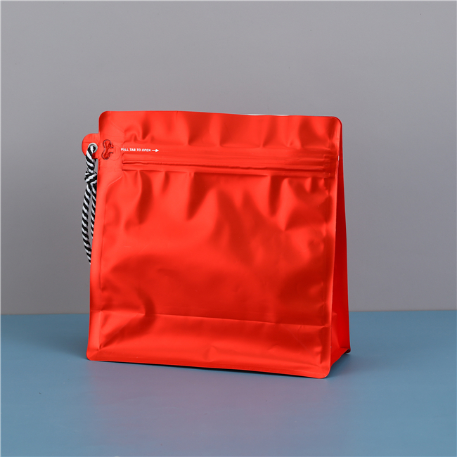 Self sealing soft bag - Pull type